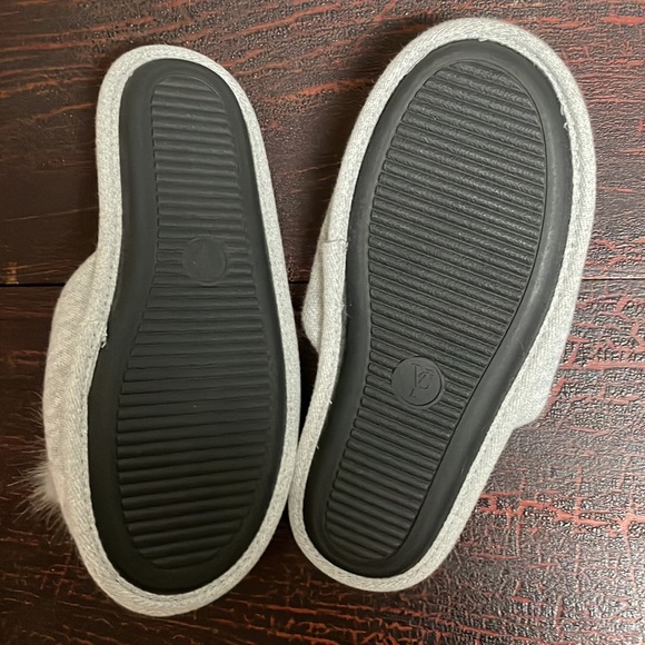 Victoria’s Secret Gray Slippers - Picture 2 of 6